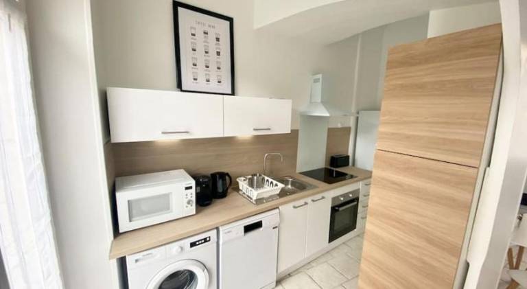 Rental apartment with 2 rooms for 6 persons — photo 3