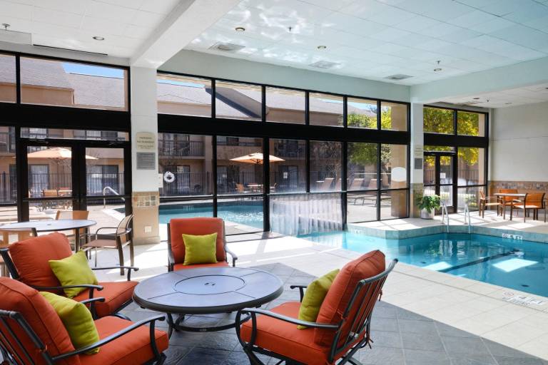 Courtyard by Marriott Dallas Arlington/Entertainment District — photo 3