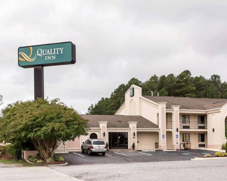 Quality Inn South Hill I-85 in South Hill, VA