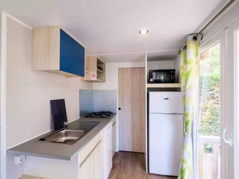 Campsite Le Saint Louis - Mobile home Comfort 2 bdr. 5 pers. Covered Decking A/C TV — photo 5