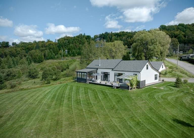 Farmhouse  Prévost