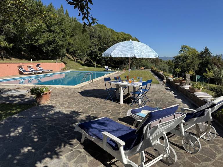 Villa with terrace, private pool & barbeque — photo 5