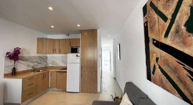 Apartment with pool — photo 2