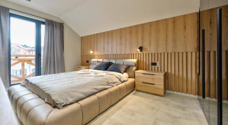 Holiday apartment with garden, hot tub & patio | Pet-friendly — photo 2