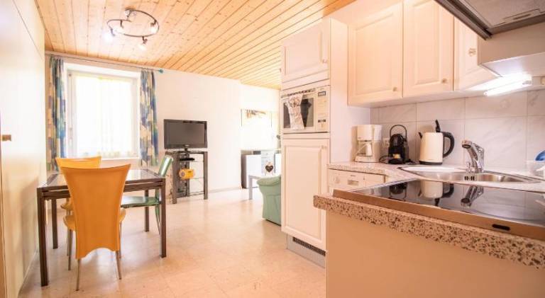 Holiday apartment with 1 room for 2 persons in Arosa