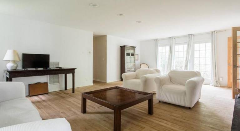 Wonderful vacation home with pool | Pets allowed — photo 2