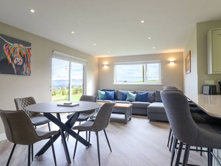 Cottage with BBQ, garden & jacuzzi — photo 4