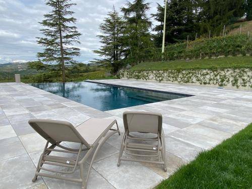 Holiday apartment with yard, terrace & pool — photo 3