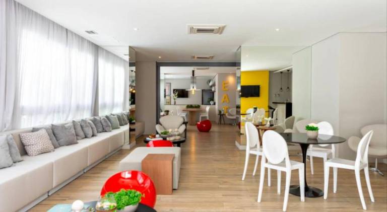 Beautiful holiday apartment with pool | Next to Municipal Market | Pets are welcome — photo 2