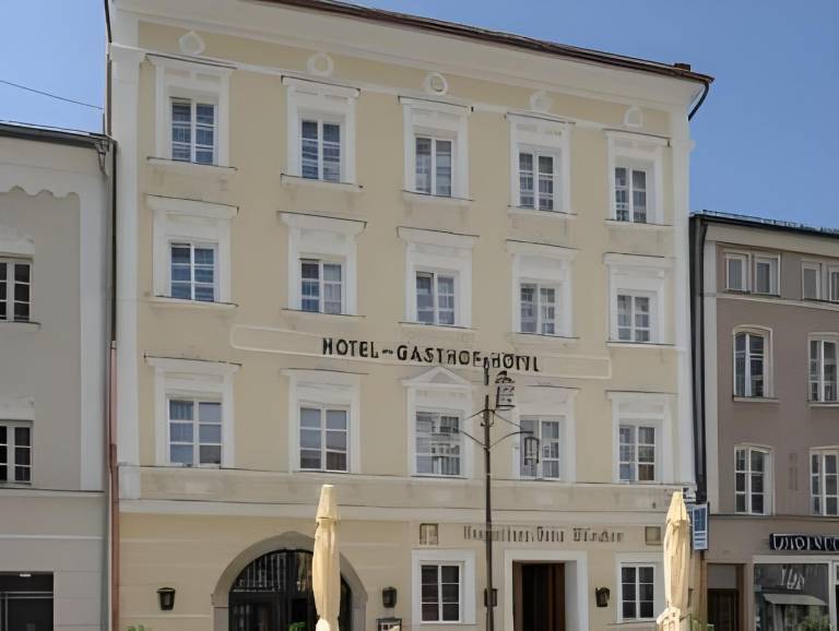 Hotel-Gasthof Hottl in Deggendorf