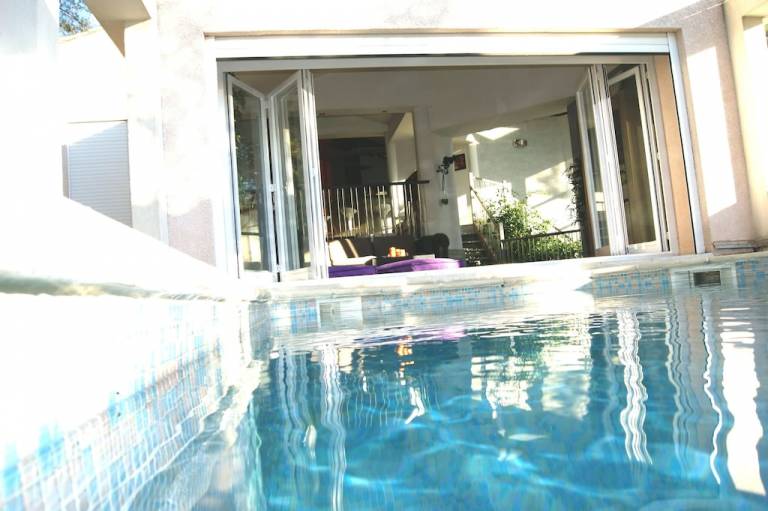 Villa  Teyran
