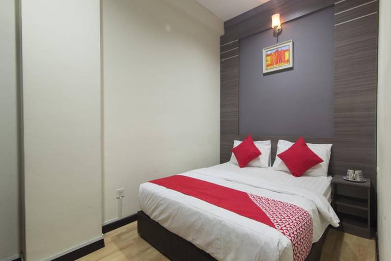 Shah Alam Standard Double Room