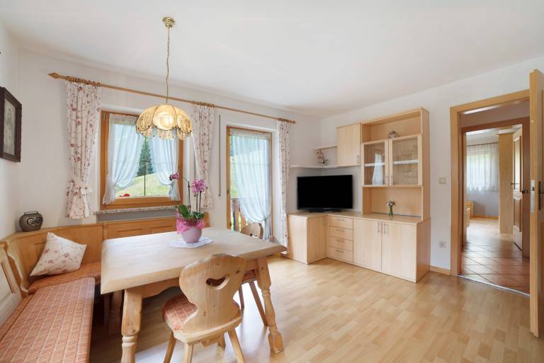 Apartment 'Hienerhof' with Mountain View, Private Terrace and Wi-Fi — photo 5