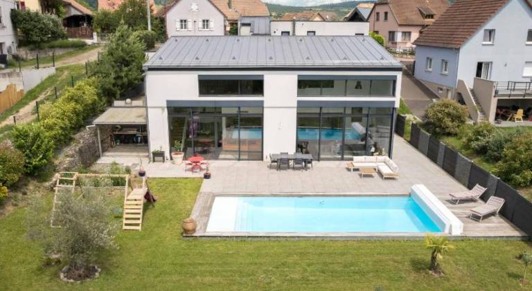 Fully equipped big villa with barbeque, private pool & terrace | Perfect for remote work | Pet-friendly — photo 5