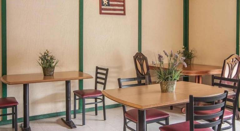Ashland Valley Inn — photo 4
