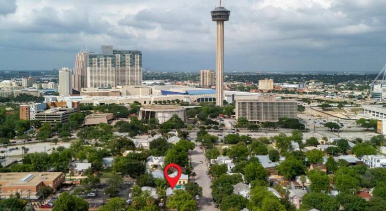 Vacation home | Close to Tower of the Americas | Good for workation in San Antonio, TX