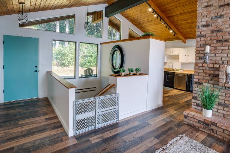 Tree-Lined Gold Beach Retreat w/ Multiple Decks! — photo 4