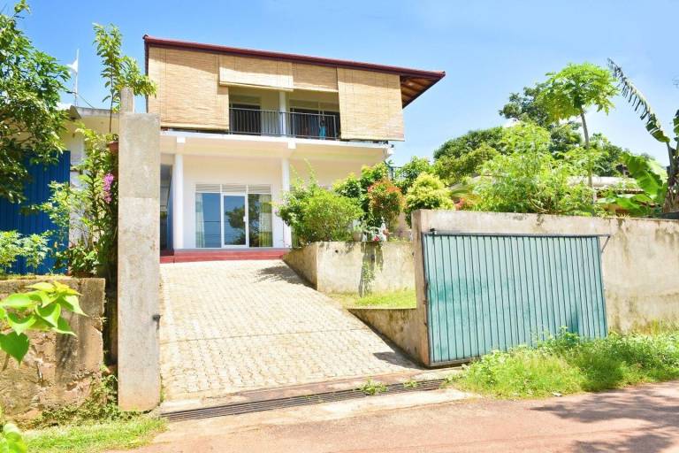 Apartment Hikkaduwa