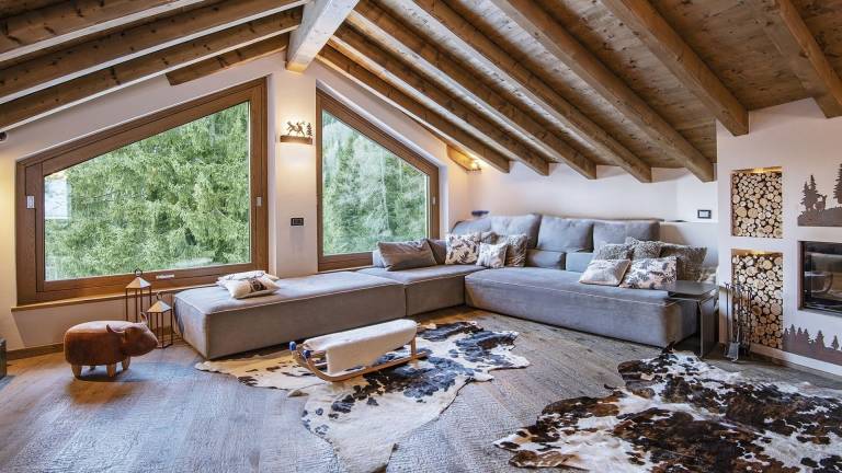 Family-friendly villa with hot tub, yard & terrace | Panoramic view | Ski nearby | Pets are welcome — photo 4