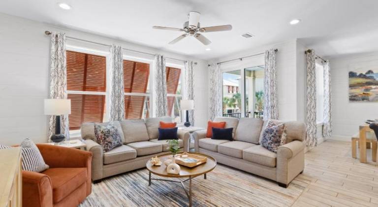 Vacation home with pool | Beach nearby | Pets are welcome in Gulf Shores, AL