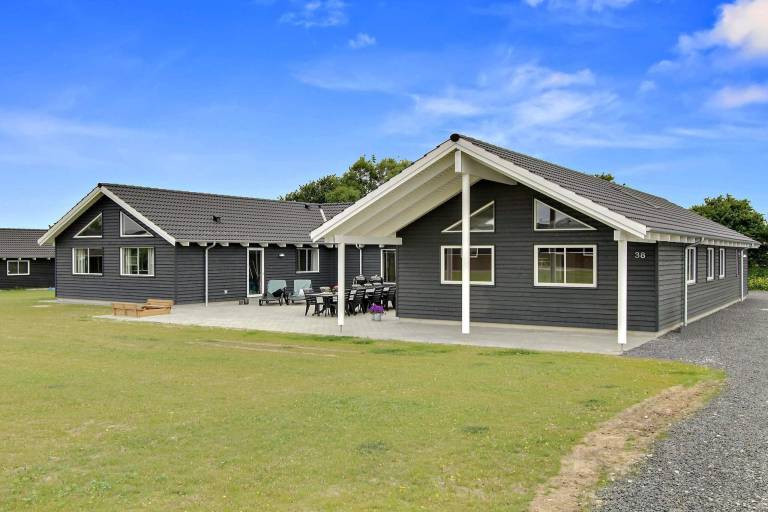 Vacation home with sauna, yard & patio in Bogense
