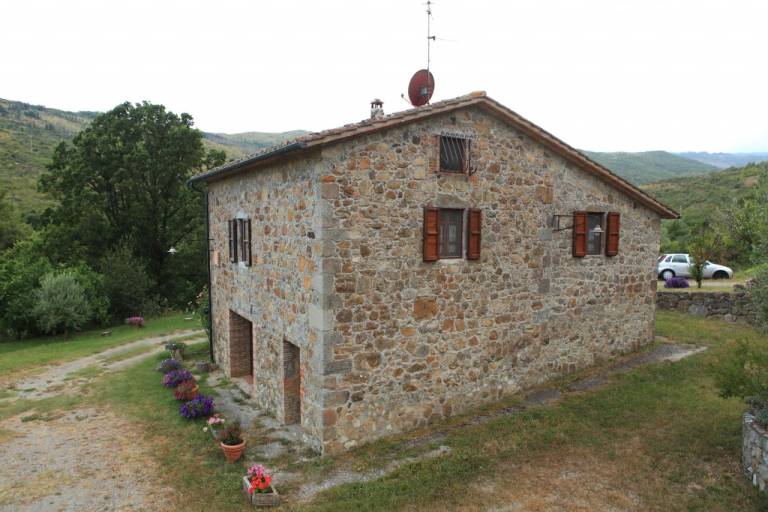 Children-friendly farm with barbeque & yard | Nature view | Pet-friendly — photo 4