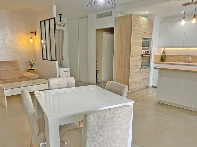 Holiday apartment with terrace — photo 5