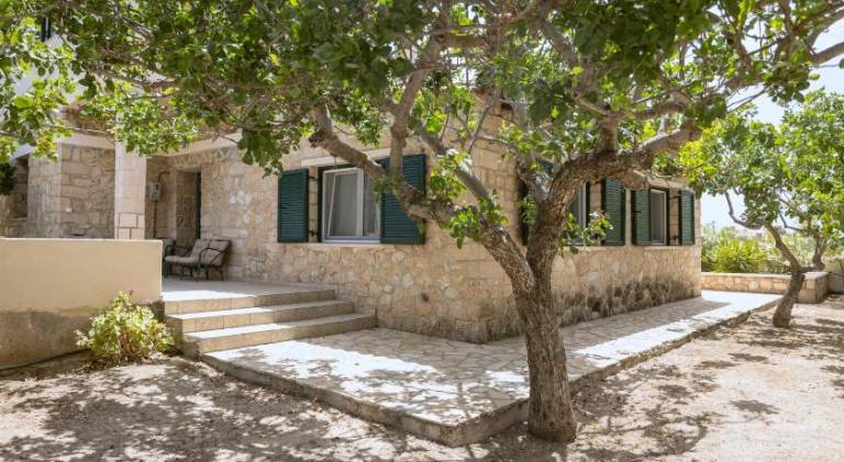 House | Pets are welcome in Aegina