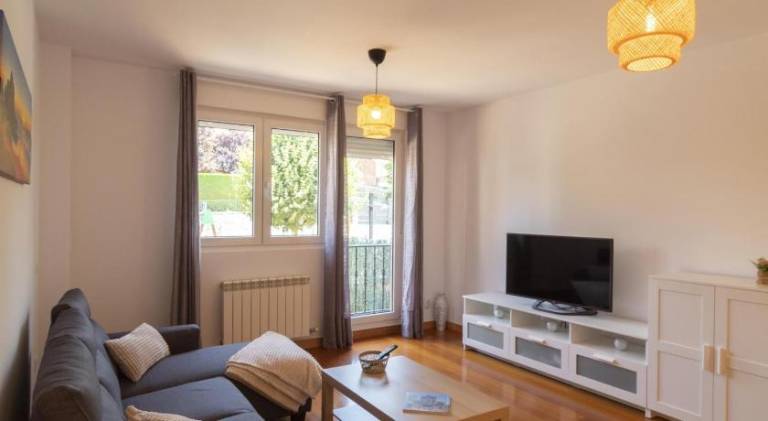 Apartment with 2 rooms for 4 persons — photo 2
