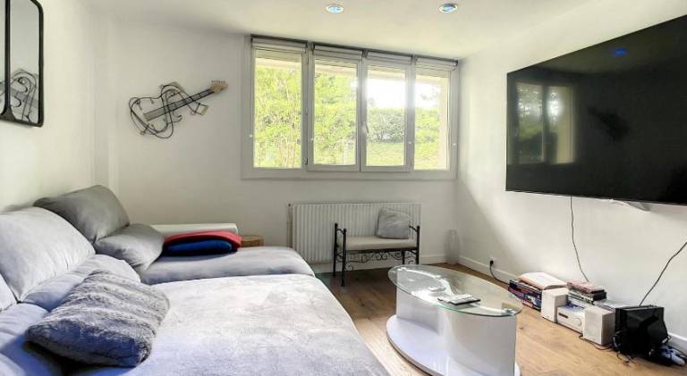 Rental apartment with 2 rooms for 4 persons — photo 2