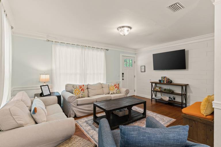 Waterlily - 1047 Marigold Court — photo 2