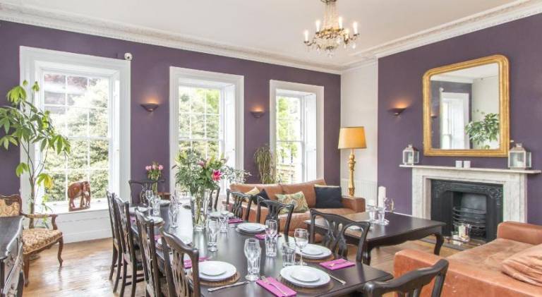 Holiday apartment | Near Bristol Cathedral | Pets allowed in Bristol