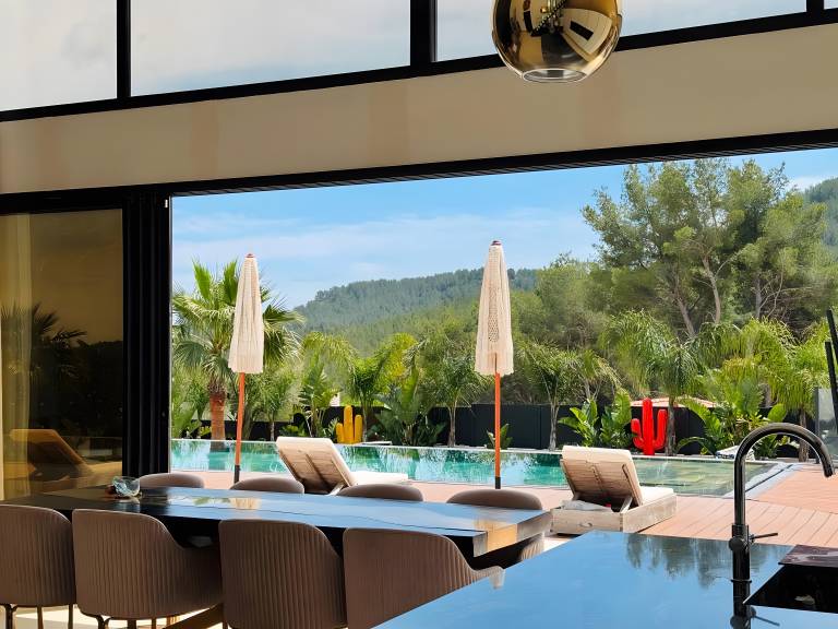 Holiday Home 'California Baïa Bandol' with Private Pool, Wi-Fi and Air Conditioning — photo 4