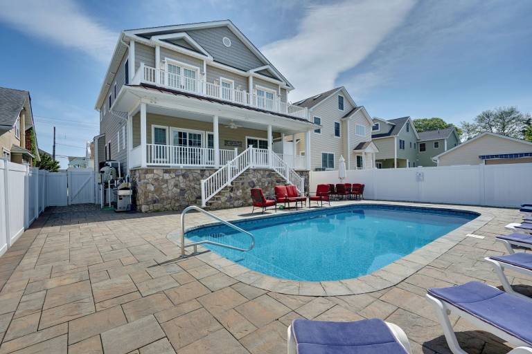 House Point Pleasant