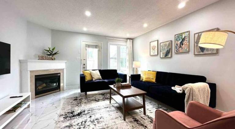Vacation home with 4 rooms for 8 persons in Richmond Hill, ON