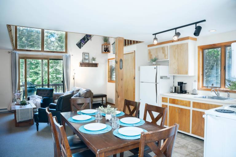 Bob's Sled Lodge – 2BR Killington Retreat Near Slopes & Trails — photo 5