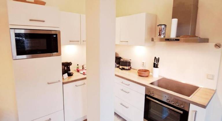 Apartment with terrace, yard & barbeque — photo 4