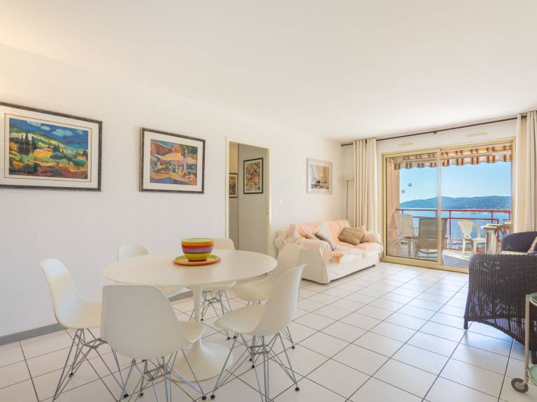 Fully equipped rental apartment with terrace & pool | Sea view | Beach nearby | Dogs allowed — photo 3