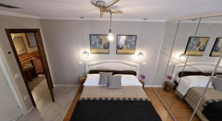 House with 2 rooms for 9 persons — photo 2