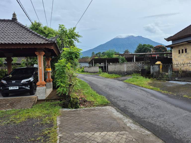 Villa with barbeque & garden in Karangasem
