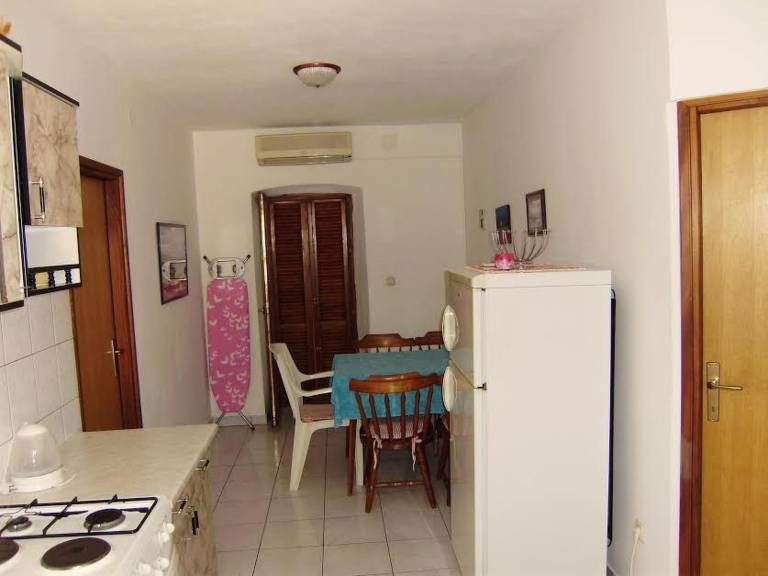 Rental apartment with patio & BBQ — photo 3