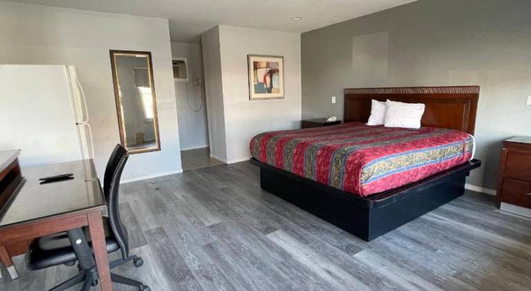 CoachLight Motel — photo 2