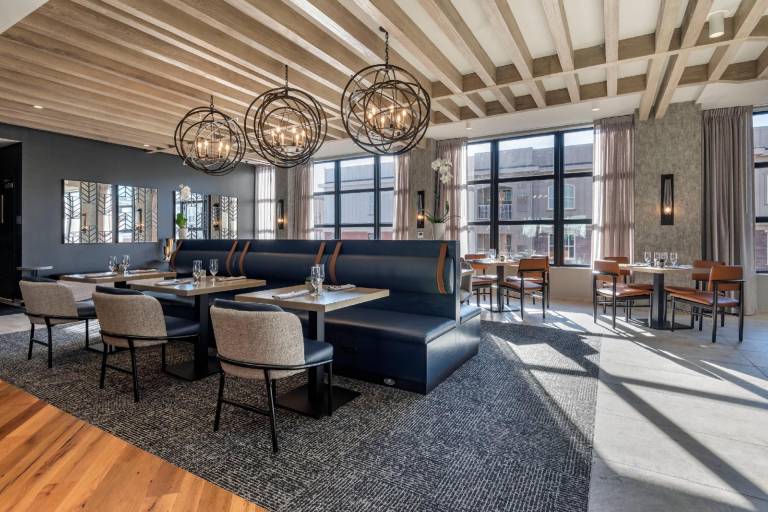 Cambria Hotel Portland Downtown Old Port — photo 4