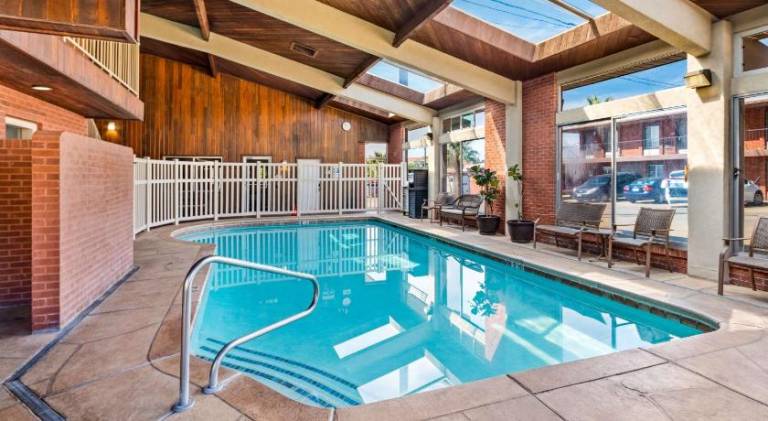Best Western Coral Hills — photo 5