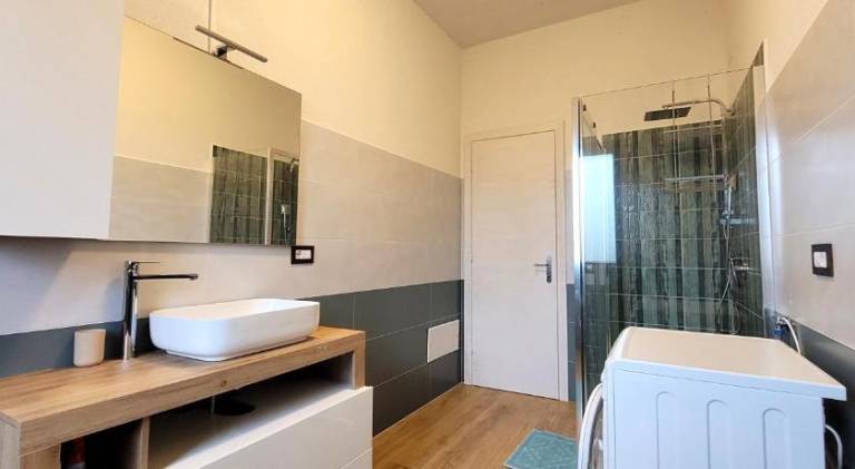 Rental apartment with 2 rooms for 5 persons — photo 4
