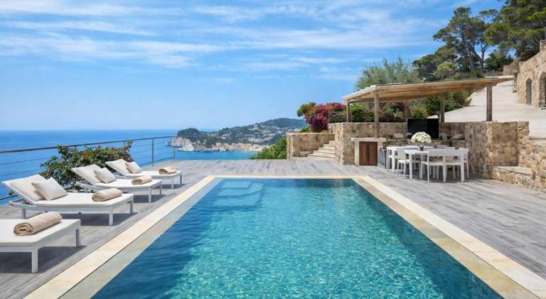 Villa with private pool, yard & grill | Good for workation in Tossa de Mar