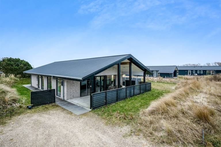 Fully equipped nice house with sauna & terrace | Pets are welcome in Hvide Sande