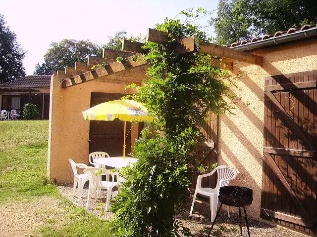 Vacation home with garden, barbecue & terrace — photo 3