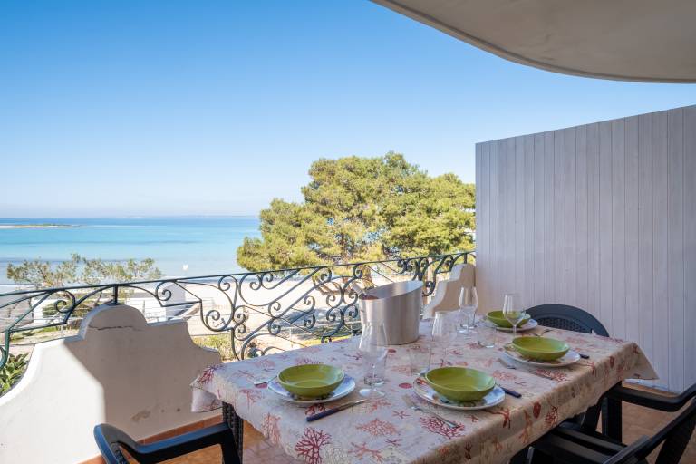 Holiday Home 'Villa Gaudì - Güell' with Sea View, Wi-Fi and Air Conditioning — photo 3