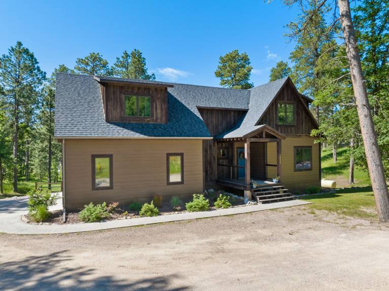 House  Deadwood